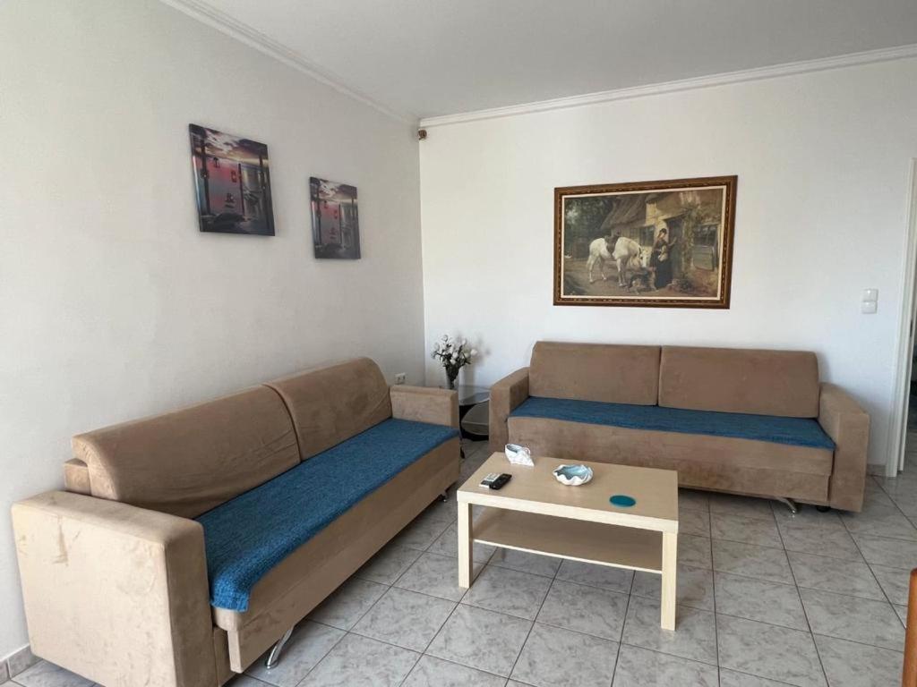 Penny Apartaments Sarande Bagian luar foto