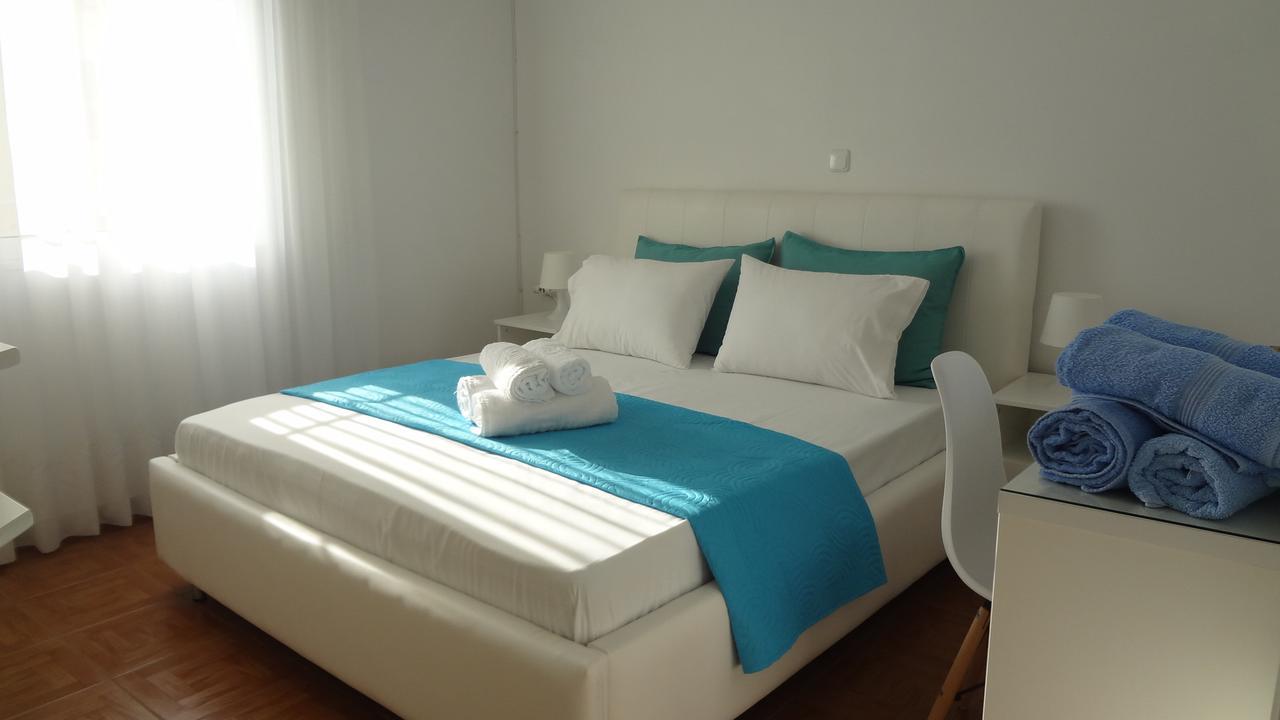 Penny Apartaments Sarande Bagian luar foto